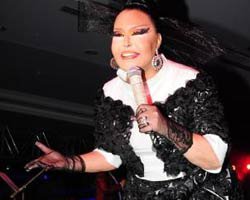 Bülent Ersoy`dan Gülben Ergen`e ayar... `SEN ÖNCE KOCANLA BARIŞ!`