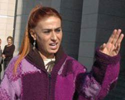 Yıldız Tilbe... FACEBOOK HESABINI KIRANLARDAN ŞİKAYETÇİ OLDU!