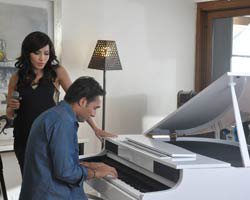 Burcu Güneş-Behzat Gerçeker... `UNUTMA BENİ ÇİÇEKLERİ` KLİP OLDU!