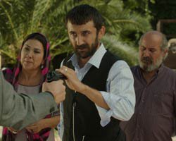 Dila Hanım... RIZA`YI ÇİFTLİKTE NELER BEKLİYOR?