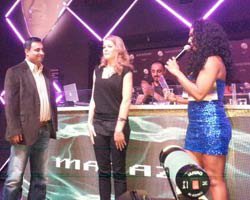 `Beni Böyle Sev`... ÖDÜLE DOYMUYOR!