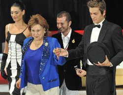 Erez Eğilmez'den yılın defilesi..."AŞKIN GÜCÜ"