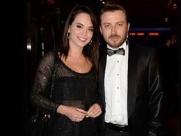 Tolga-Yeliz Şar Güleç ...AŞK YUVALARINA KAVUŞTULAR!