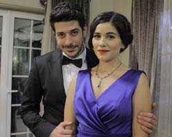 `Beni Böyle Sev`... ESMERAY RÜZGARI ESECEK!