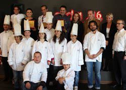 BÜTÜN ÇOCUKLAR DAİMA GÜLSÜN!