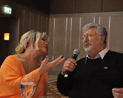 Emel Sayın-Metin Akpınar... BU DÜETİ NE YAZIK Kİ ÇOK AZ KİŞİ DİNLEYEBİLDİ!