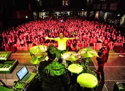 Gripin... GURBETÇİLER`LE BULUŞTU!