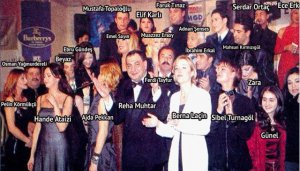 14 YIL ÖNCEKİ  FOTOĞRAF SİYASET VE MAGAZİN DÜNYASINI KARIŞTIRDI!