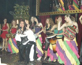 ZİLLİLERİN ŞÖLENİ VE YAZ ALBÜMLERİ RESMİGEÇİDİ?