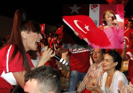 MİLLİ MAÇA KONSER? SONUÇ; ZAFER !..