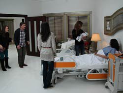 `Zengin Kız Fakir Oğlan`... BEBEK DOĞUYOR!