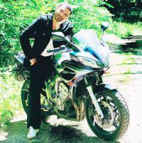 Hüsnü Şenlendirici... NİKAHLI KARISINDAN TEDBİR ŞOKU !..