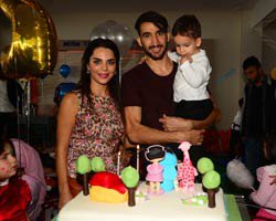 Mehmet-Selda Topal... OĞULLARININ YENİ YAŞINI  50 ÇOCUKLA KUTLADI!