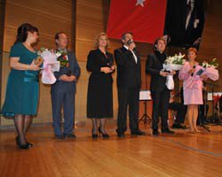 Sözer Yaşmut... BÜYÜK USTA,GÖKHAN SEZEN`İN MUHTEŞEM KONSERİ İLE ANILDI!