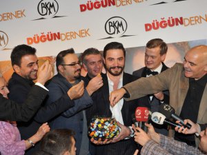 "Düğün Dernek"... NAZAR BONCUKLU GALA!