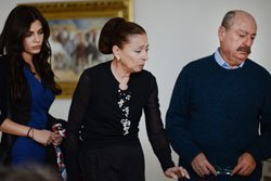 Firuze... SULAR DURULMUYOR!