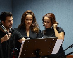 Emre Altuğ... İKİZ SOPRANOLARLA KONSER!