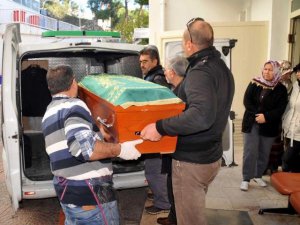 Özgü Namal...BABAYA SON GÖREV YARIN!