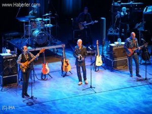 Mazhar-Fuat-Özkan...BAHÇEŞEHİR`İ SALLADI!