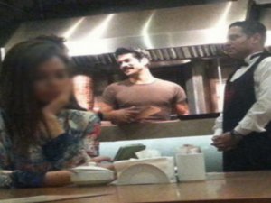 Burak Özçivit...YAKIŞIKLI OYUNCU DÖNERCİ OLDU!