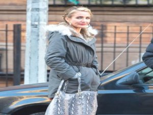 Cameron Diaz...GÜZELLİK SIRLARINI HAYRANLARIYLA PAYLAŞTI!