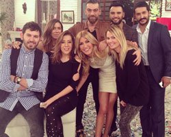 Çağla Şikel... CANLI YAYINDA DOĞUM GÜNÜ SÜRPRİZİ!