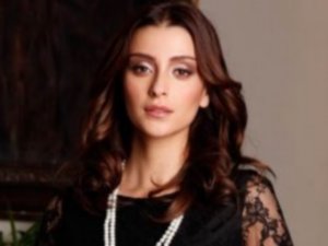 Özge Ulusoy..."2014`DE EVLENİYORUM"!
