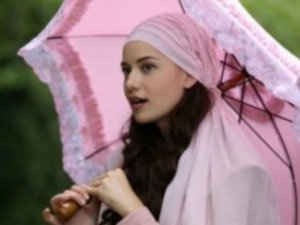 Fahriye Evcen... GÜZELLİĞİNİN, CİLDİNİN VE SAÇLARININ SIRRI NE?