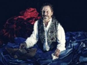 `Hamlet`...SHAKESPEARE`İN UNUTULMAZ OYUNU, DEVLET TİYATROLARI SAHNESİNDE!