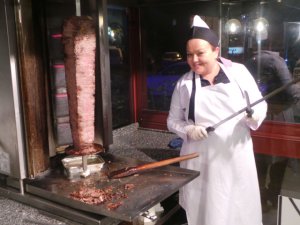 Özlem Mekik yazdı... DÖNERİN 1 NUMARALI ADRESİ!