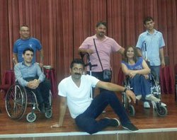 Engellilerin Sesi Sanat Tiyatrosu... TÜRKİYE`NİN İLK ENGELLİ TİYATROSU!