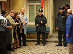 `Seksenler`... KARAKOLDA BOMBA VAR!