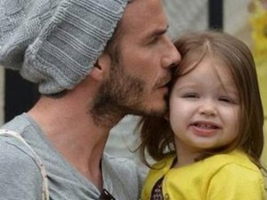 David Beckham...KIZINA, ŞİMDİDEN SANAT AŞKI AŞILIYOR!