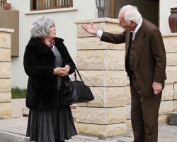 `Doksanlar`...  DOKSANLARDA AŞK BAŞKA!