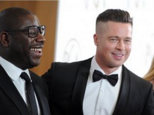 Brad Pitt...YENİ SAÇ MODELİYLE HAYRANLARINI ŞAŞIRTTI!