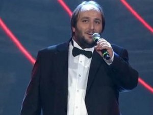 Hasan Doğru...GARSONLUKTAN PROTOKOLE!