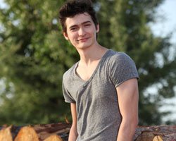 Oğuz Berkay Fidan... ŞAMPİYONDAN YENİ SİNGLE!