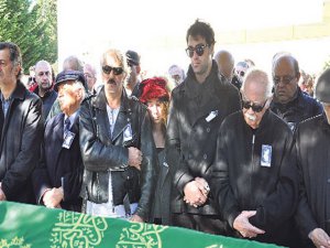 Mustafa Altıoklar...ANNEYE SON GÖREV!