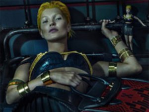 Kate Moss...KADINLARI ÖLDÜREN SERİ KATİL OLDU!