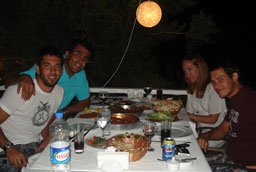 Başarılı Milli futbolcu Arda... SAĞ GÖSTERİP,SOL VURDU!