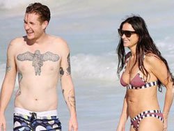 Demi Moore... ÇITIR SEVGİLİDEN VAZGEÇMİYOR!