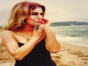 Tuğba Özay...`GEL GÖR BENİ`...YUNUS EMRE`NİN MUHTEŞEM İLAHİSİNE,MUHTEŞEM KLİP!