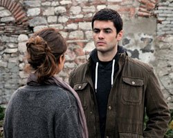 `Her Sevda Bir Veda`... AŞK YENİLMEZ!