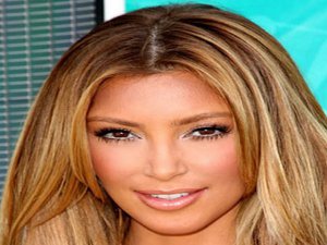 Kim Kardashian...ÖZÜNE DÖNDÜ!