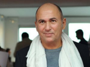 Ferzan Özpetek...USTA YÖNETMEN YAZARLIĞA SOYUNDU!