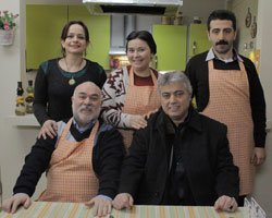 `Beni Böyle Sev`... DUAYEN SANATÇI SETE HEYECAN GETİRDİ!