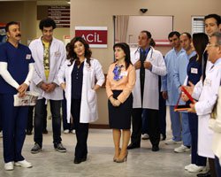 `Cesur Hemşire`... PARTİ ZAMANI!