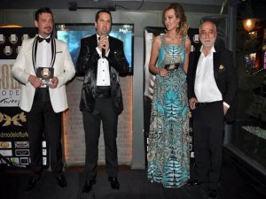 `TÜRKİYE GOLD MODEL`İNİ ARIYOR!