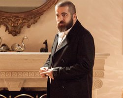 Kayra Şenocak... ARKA SOKAKLAR`DA!