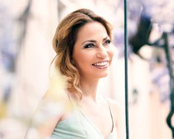 Deniz Arcak... SEVGİLİLER GÜNÜ`NE ÖZEL ŞARKI!